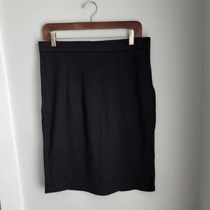 Mary Crafts Women’s Classic Black Skirt Size Large NWT